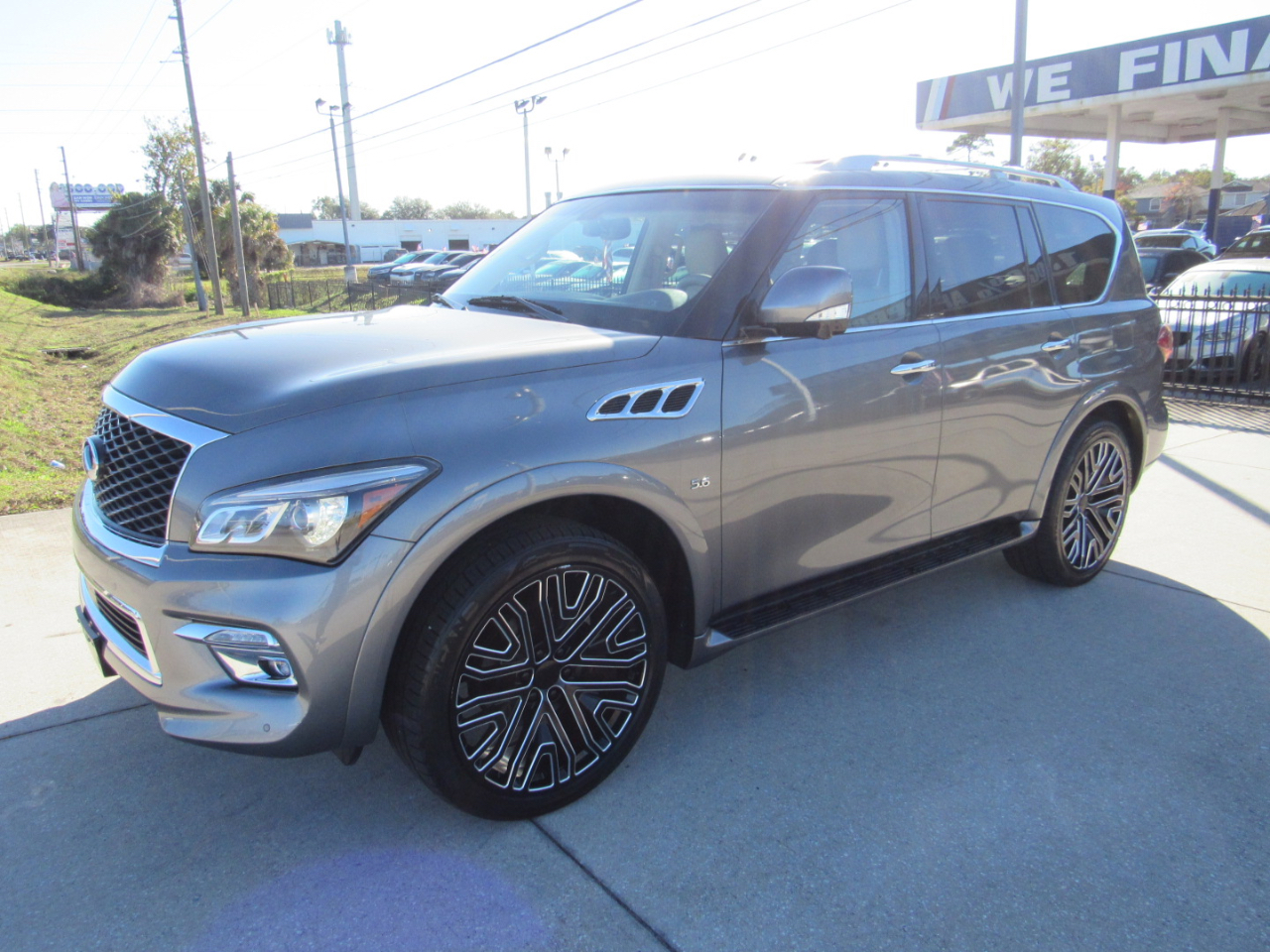 Infiniti QX80 2WD 4dr 2016