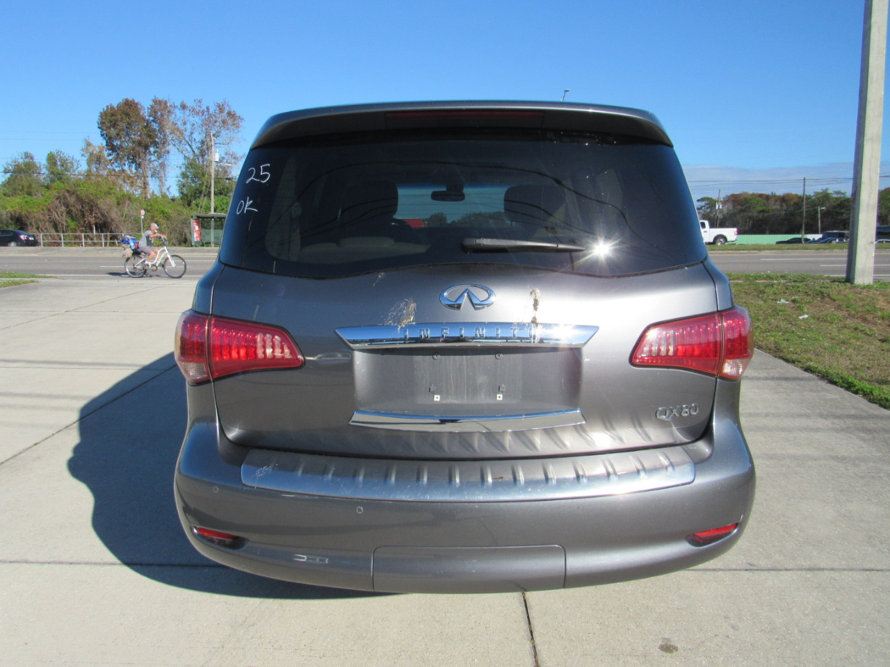 Infiniti QX80 2WD 4dr 2016