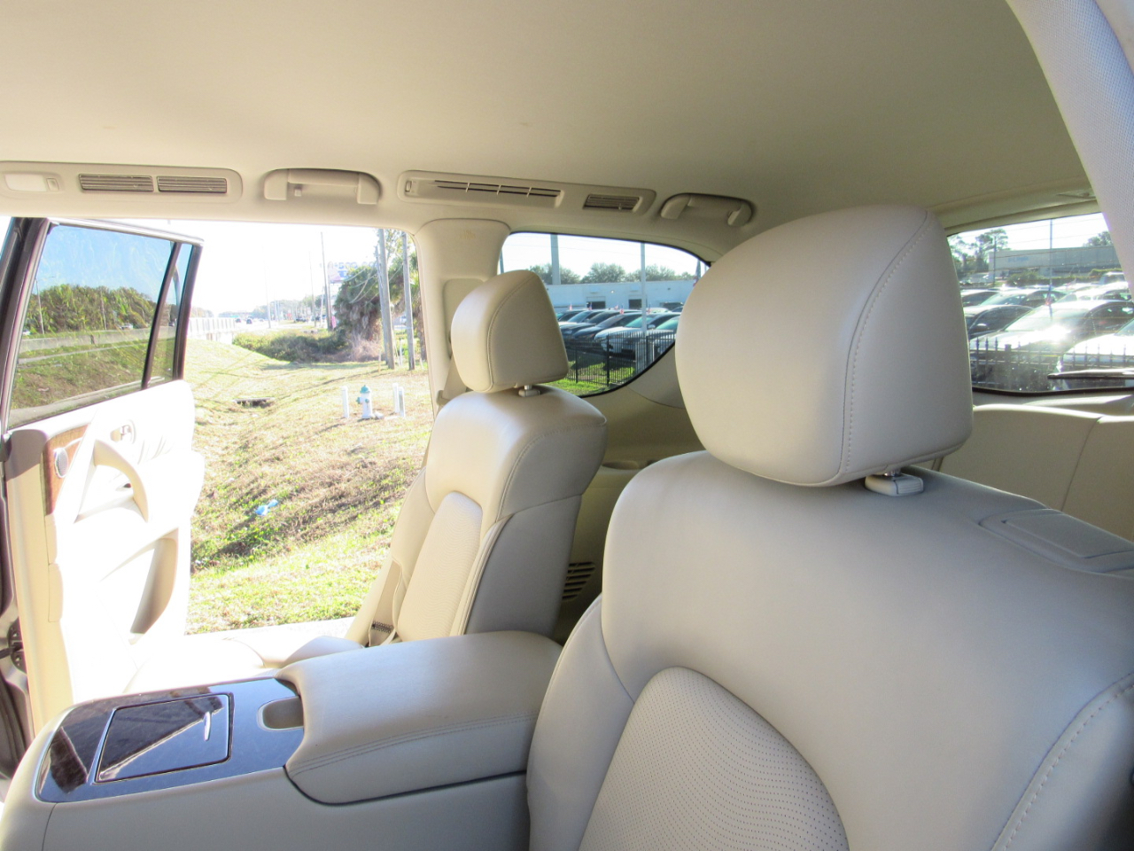 Infiniti QX80 2WD 4dr 2016