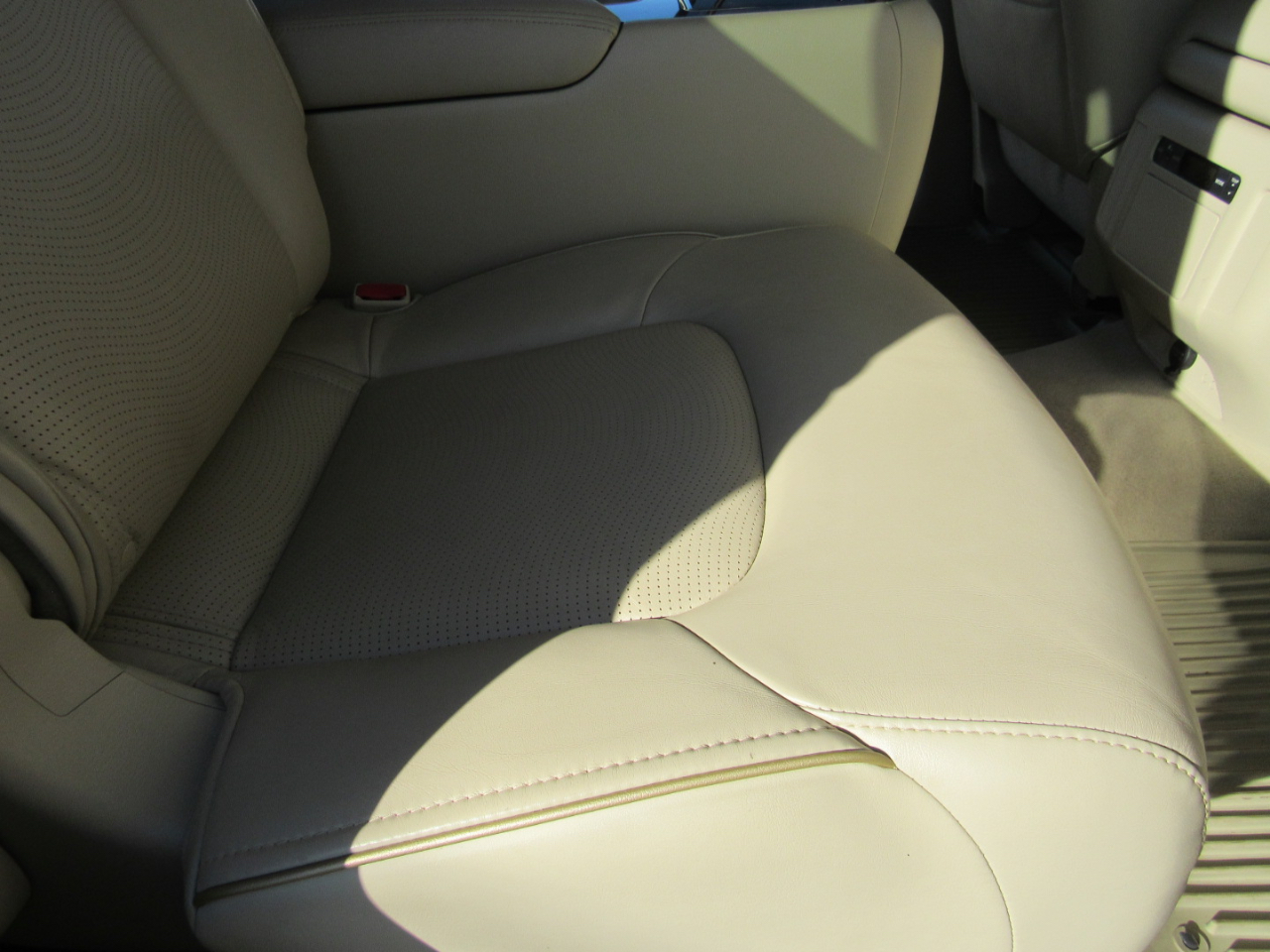 Infiniti QX80 2WD 4dr 2016