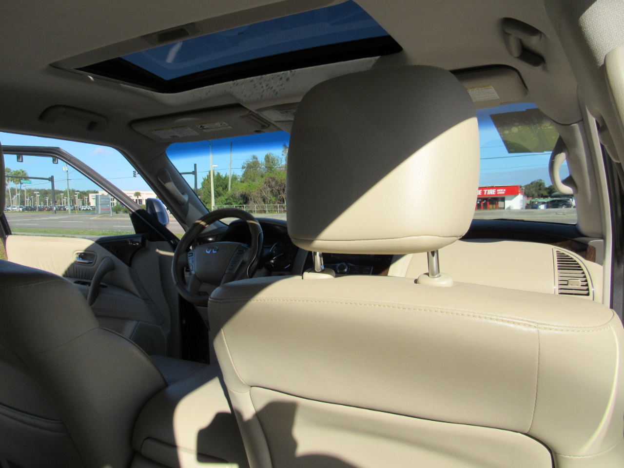 Infiniti QX80 2WD 4dr 2016