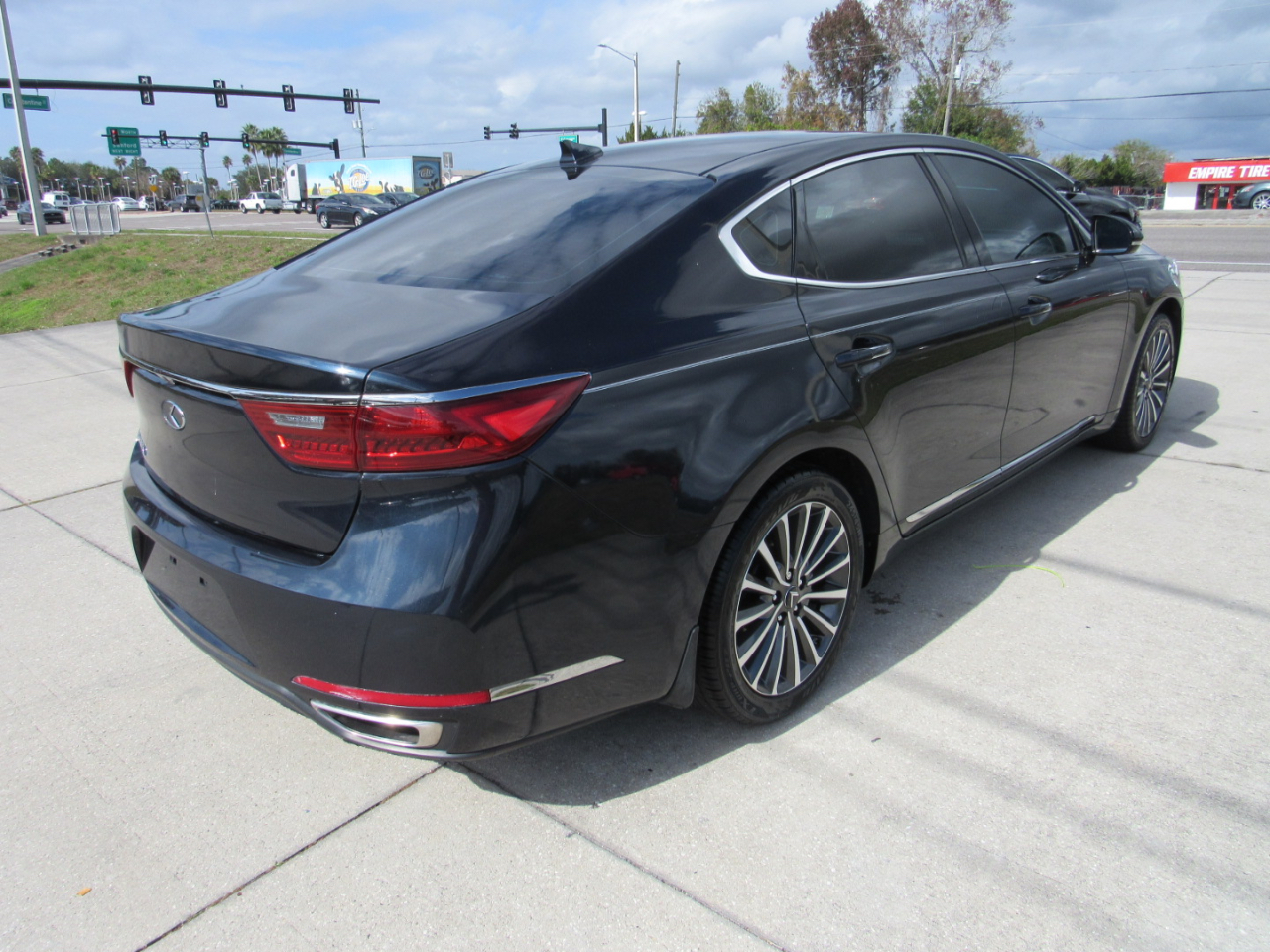 Kia Cadenza Premium Sedan 2018