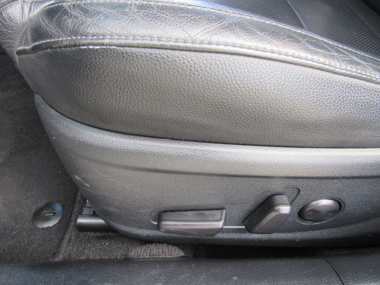 Kia Cadenza Premium Sedan 2018