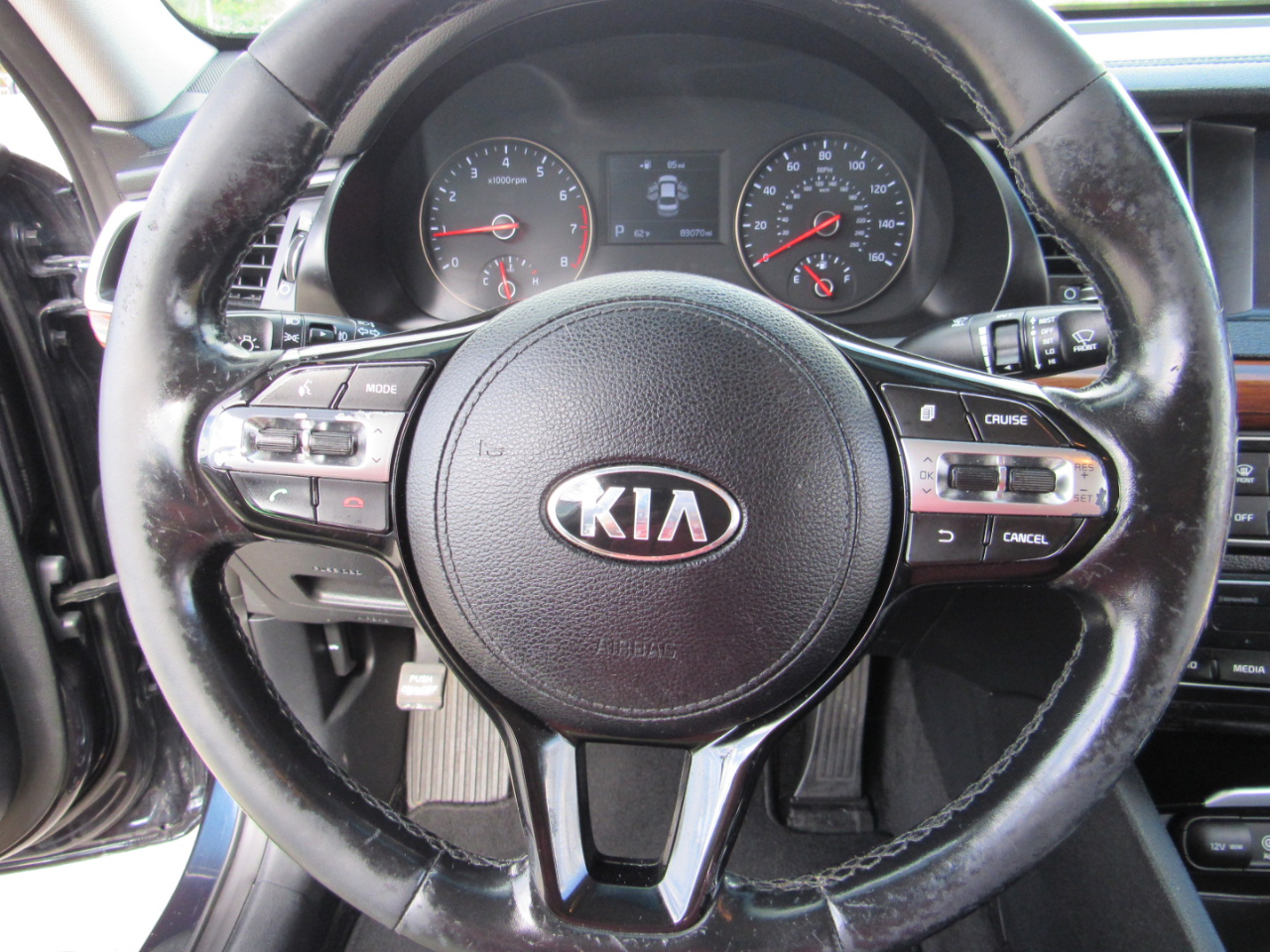 Kia Cadenza Premium Sedan 2018