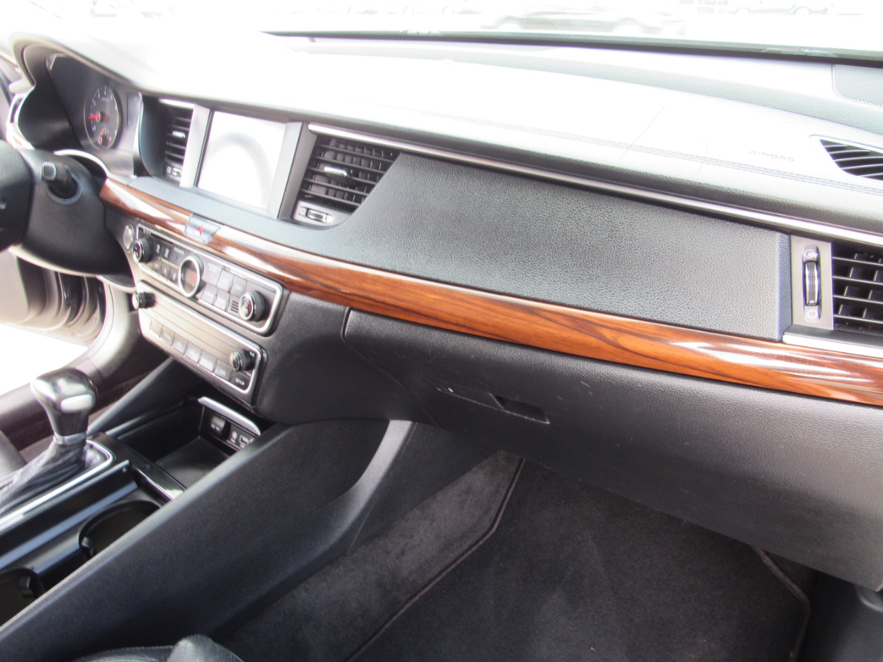 Kia Cadenza Premium Sedan 2018