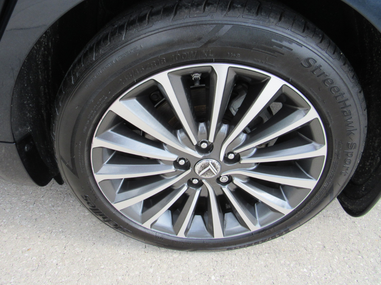 Kia Cadenza Premium Sedan 2018