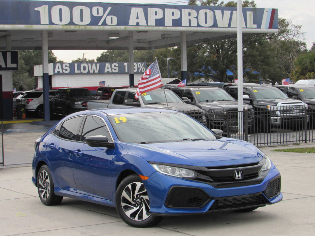 Honda Civic Hatchback LX CVT 2019