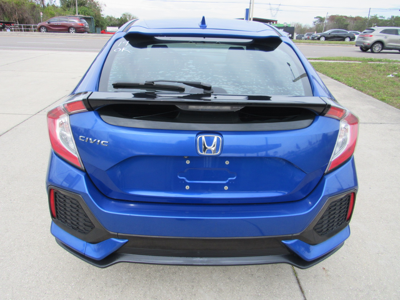 Honda Civic Hatchback LX CVT 2019