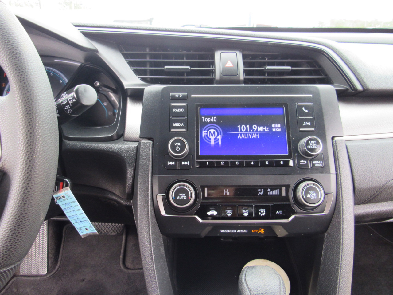 Honda Civic Hatchback LX CVT 2019