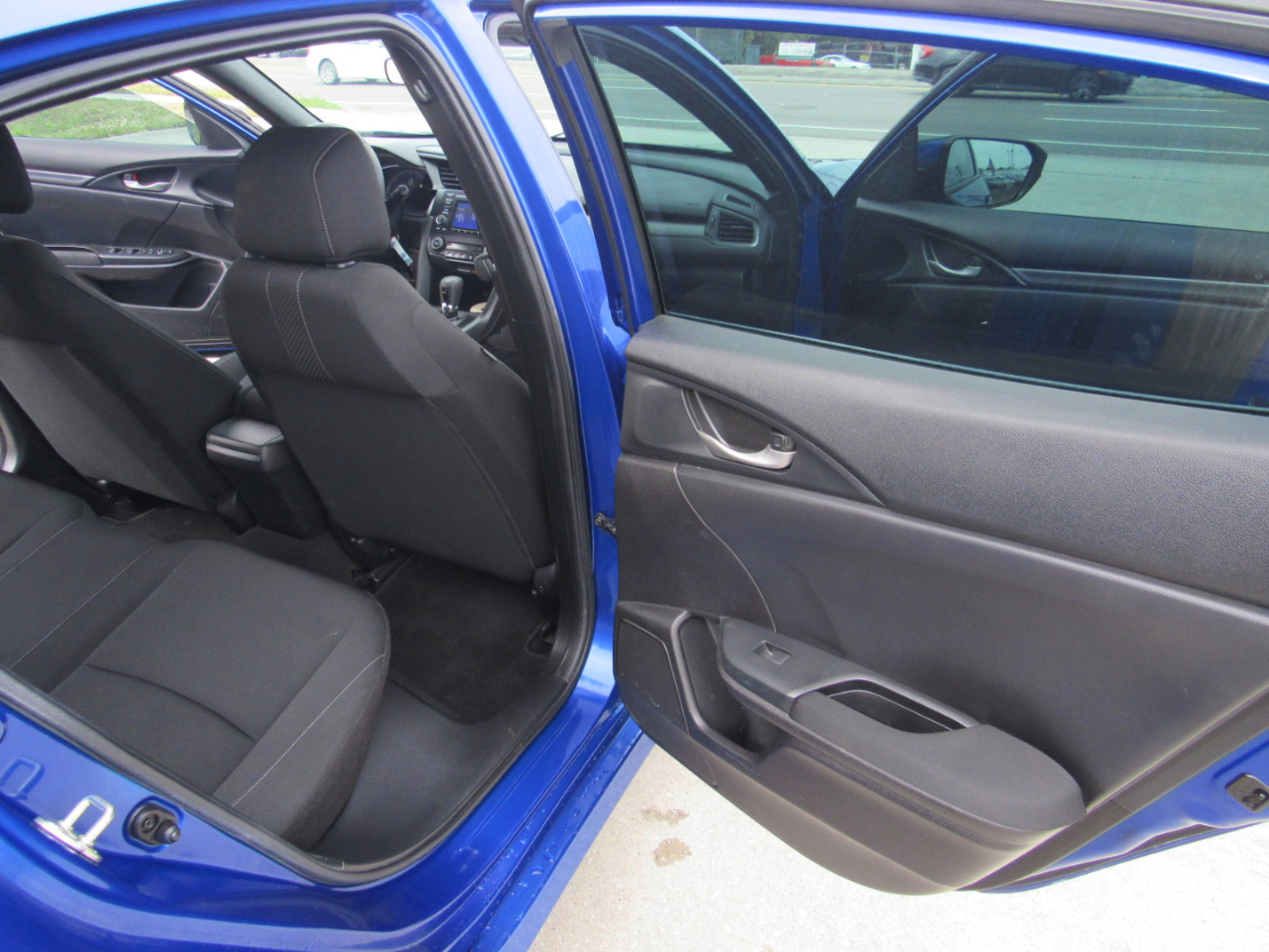 Honda Civic Hatchback LX CVT 2019