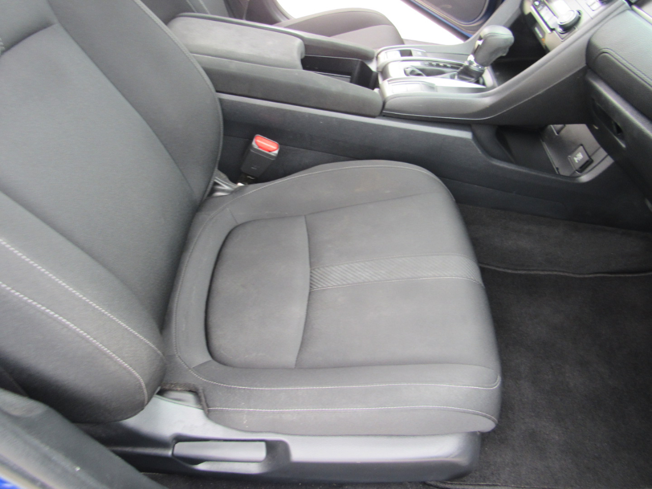 Honda Civic Hatchback LX CVT 2019