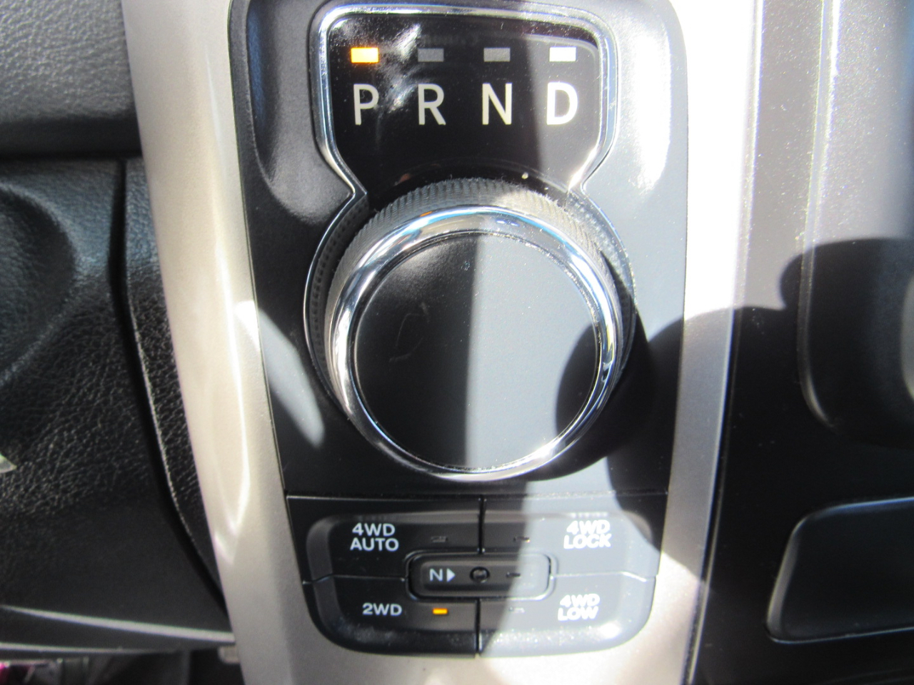 RAM 1500 Big Horn 4x4 Crew Cab 5'7" Box 2017