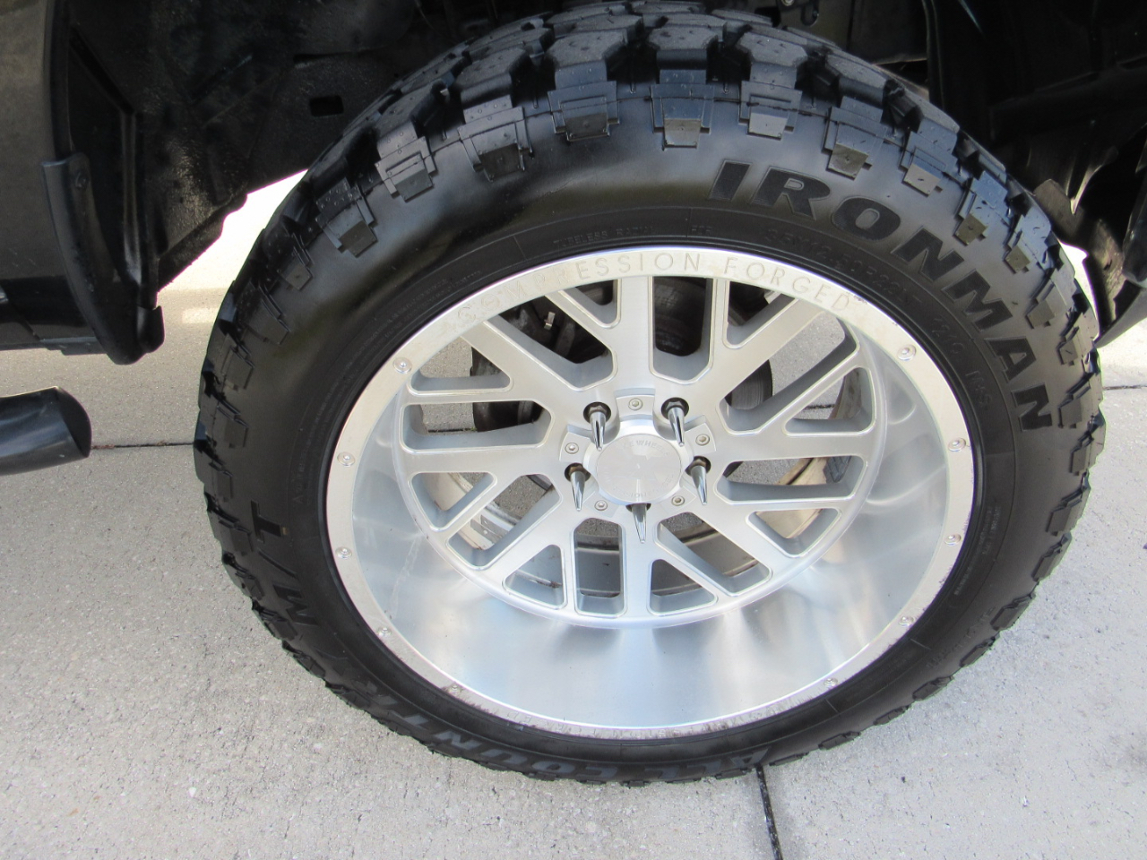 RAM 1500 Big Horn 4x4 Crew Cab 5'7" Box 2017