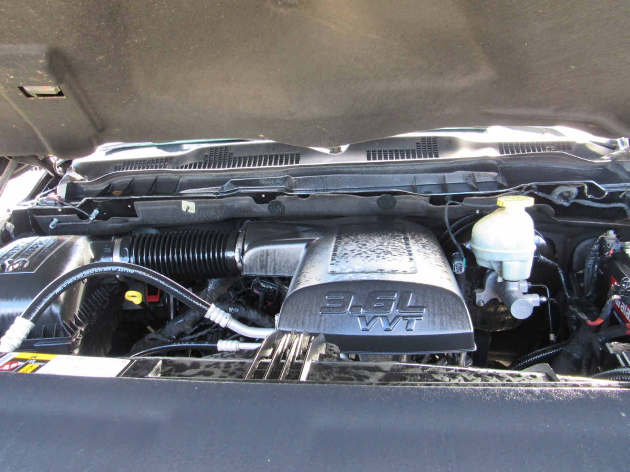 RAM 1500 Big Horn 4x4 Crew Cab 5'7" Box 2017