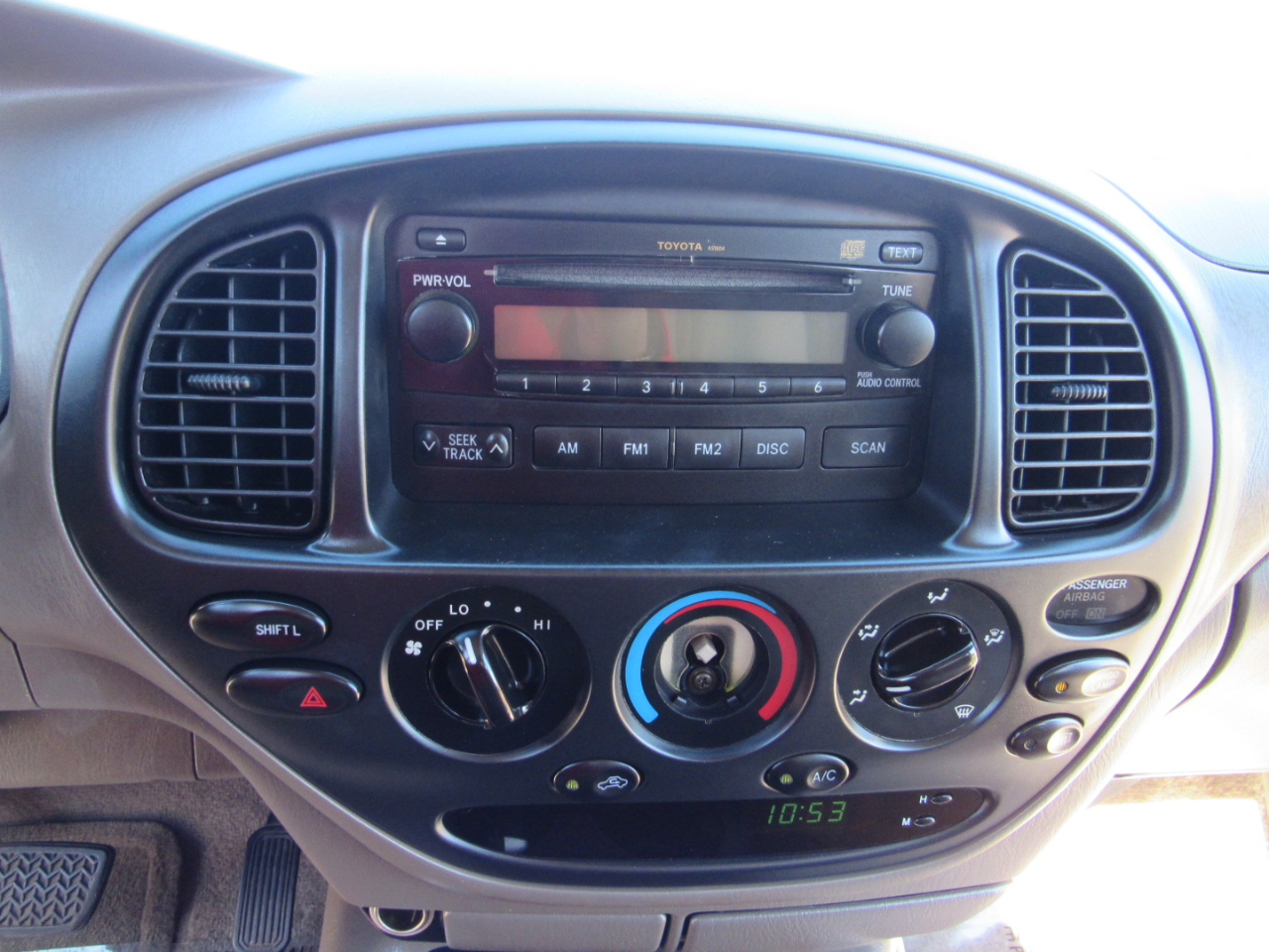 Toyota Tundra DoubleCab V8 SR5 (Natl) 2006