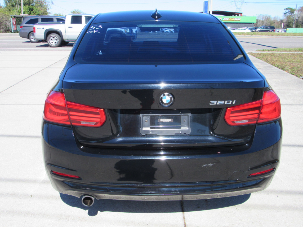 BMW 3 Series 320i Sedan 2018