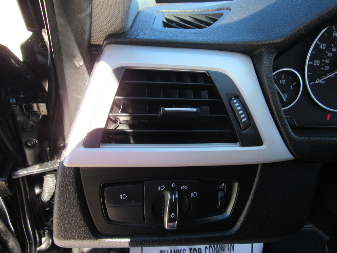 BMW 3 Series 320i Sedan 2018