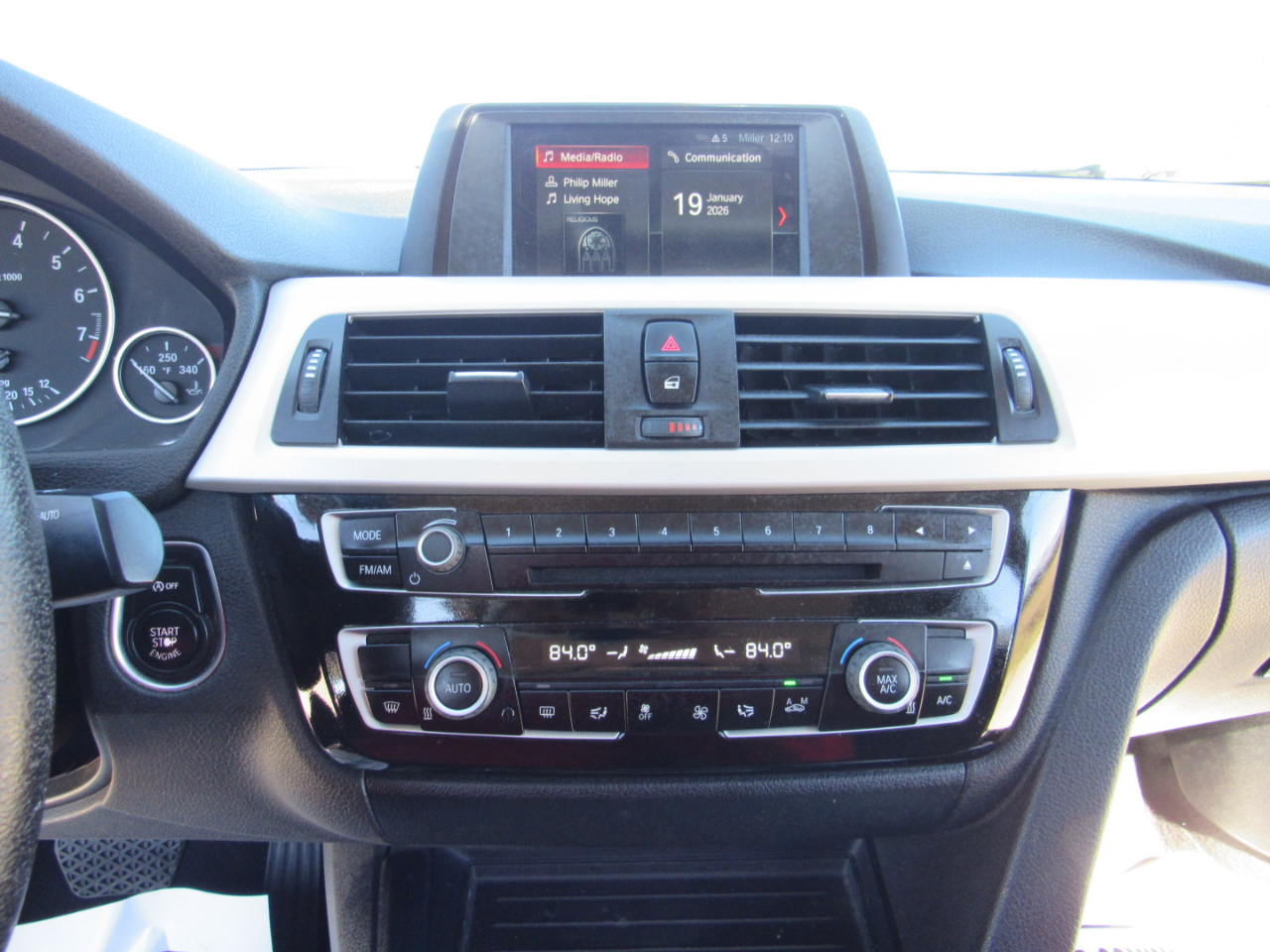 BMW 3 Series 320i Sedan 2018