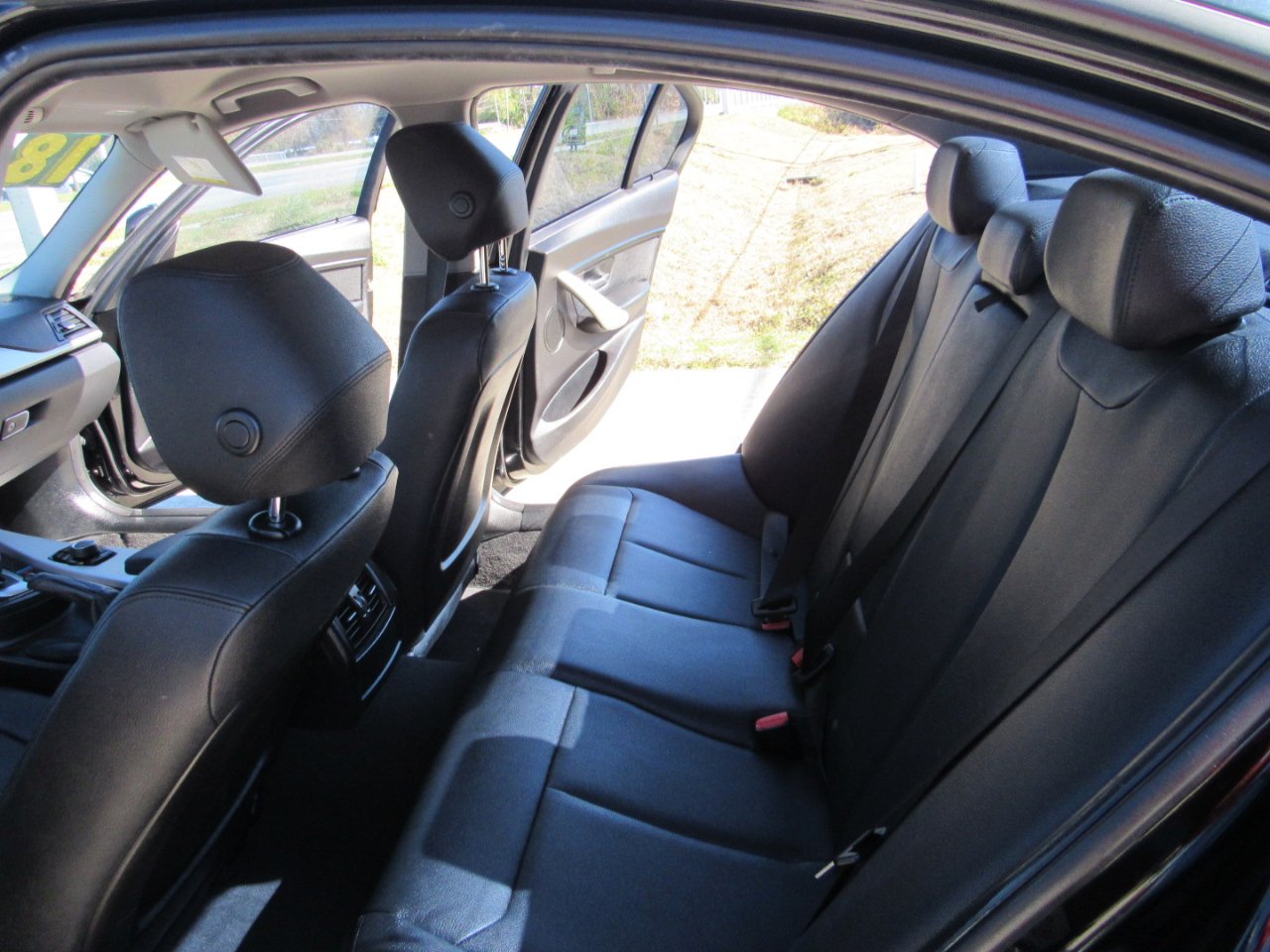 BMW 3 Series 320i Sedan 2018