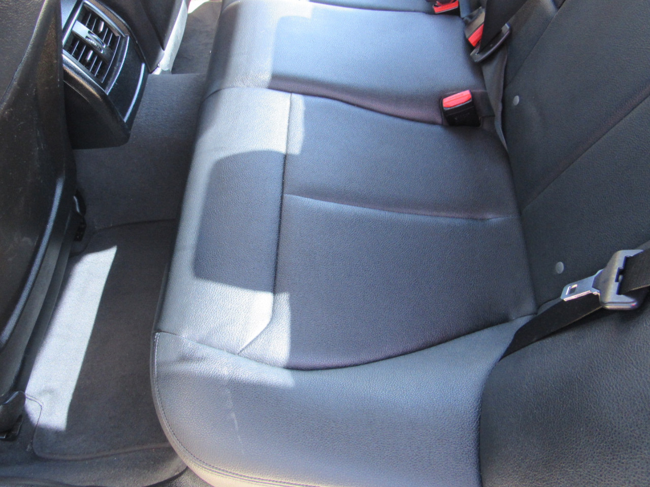 BMW 3 Series 320i Sedan 2018