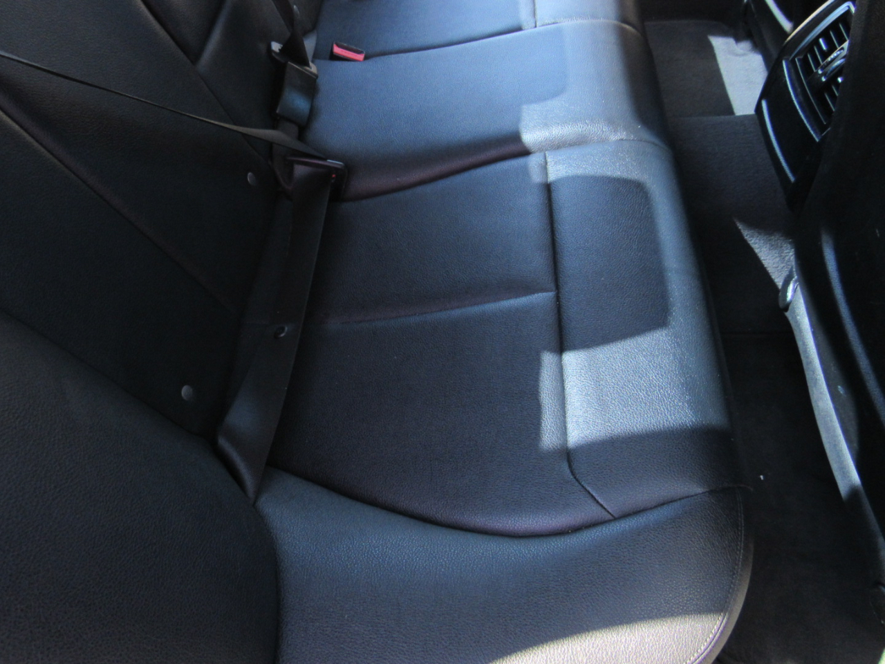 BMW 3 Series 320i Sedan 2018