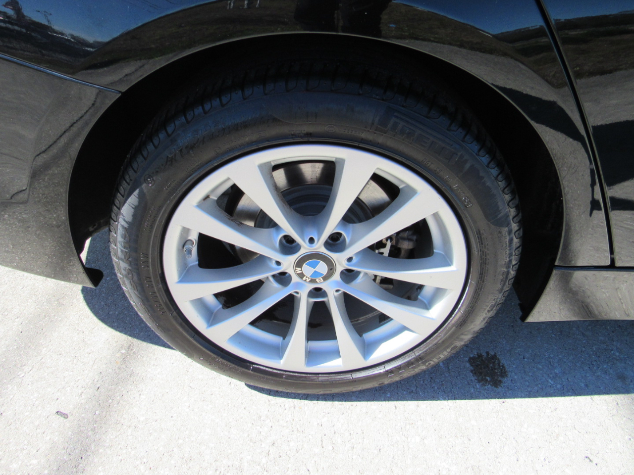 BMW 3 Series 320i Sedan 2018