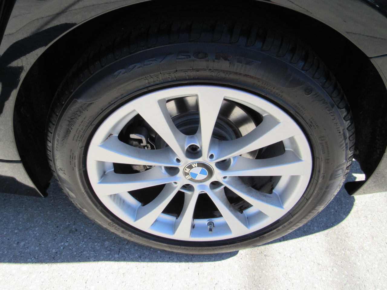 BMW 3 Series 320i Sedan 2018