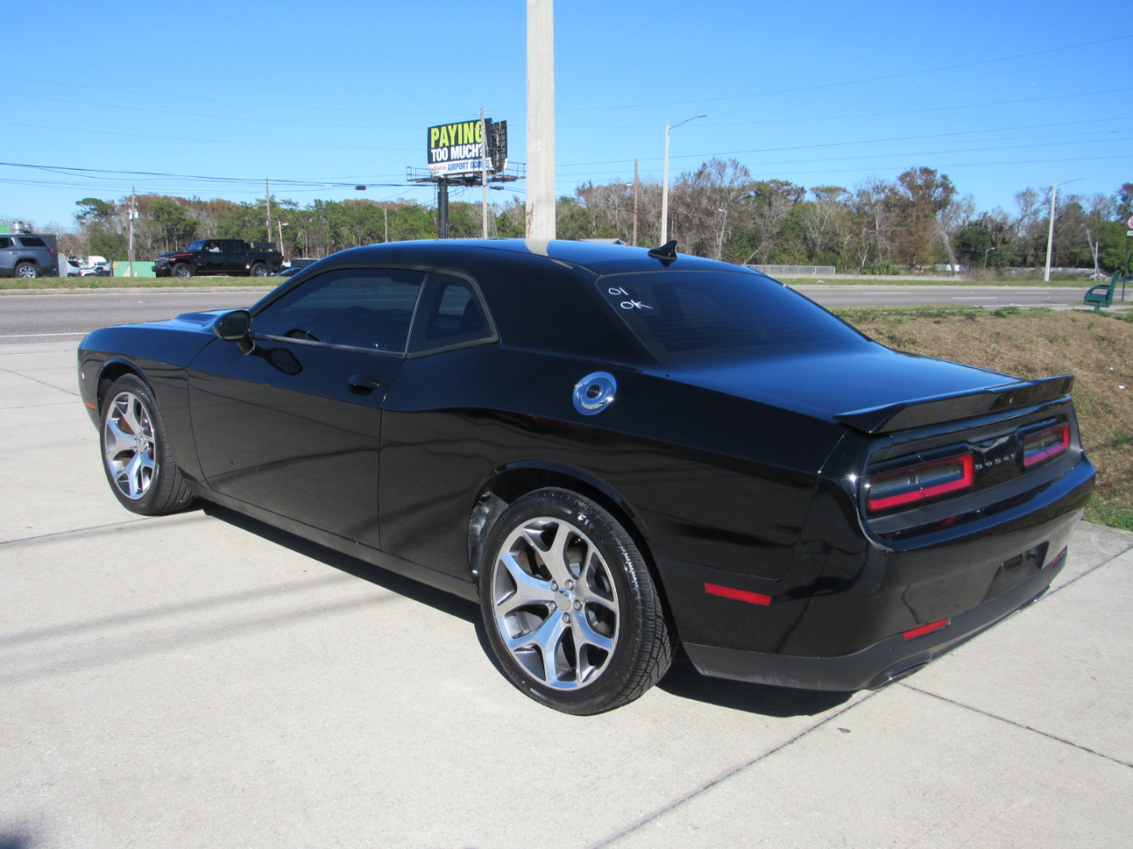 Dodge Challenger 2dr Cpe SXT Plus 2016