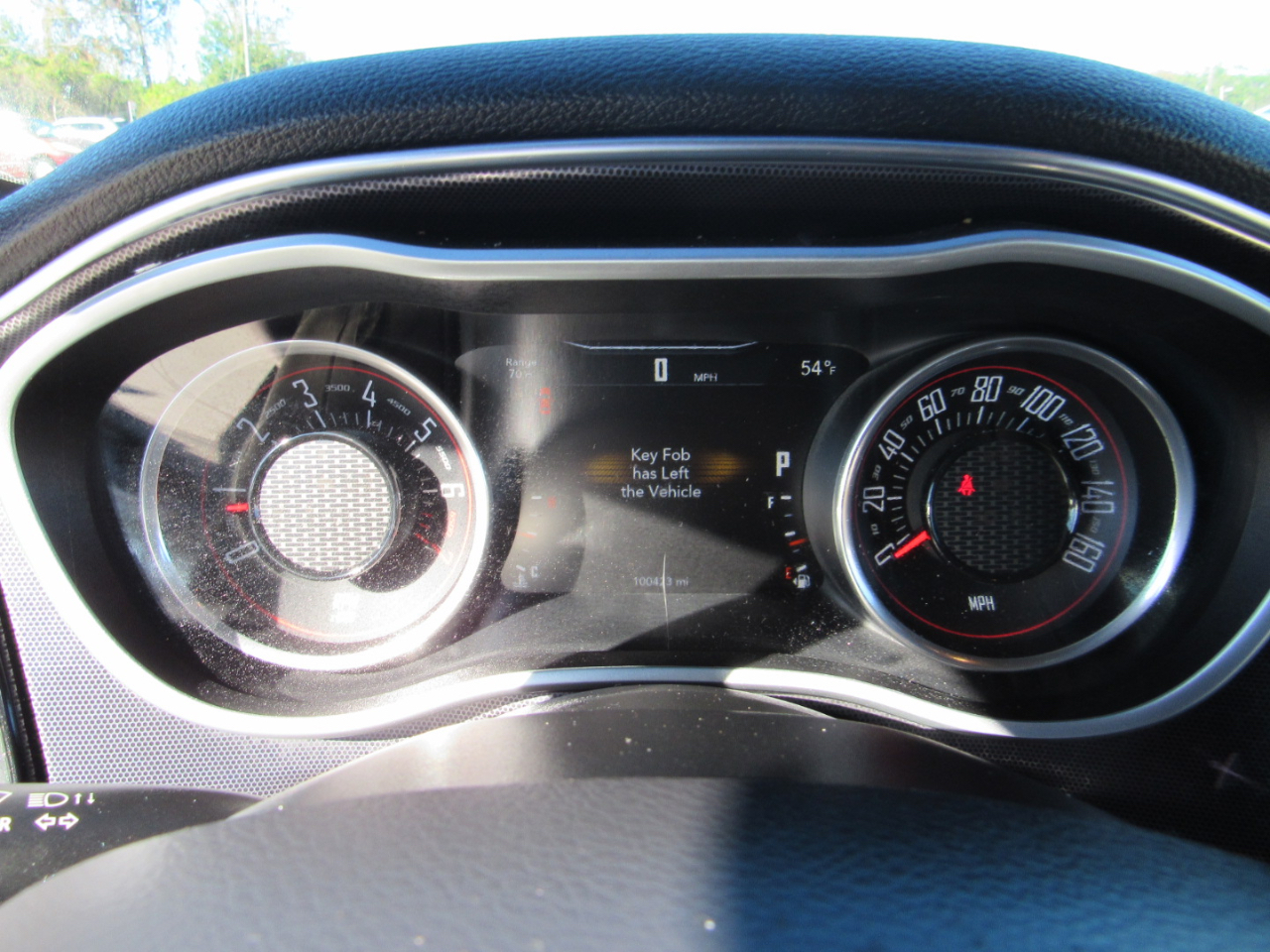 Dodge Challenger 2dr Cpe SXT Plus 2016