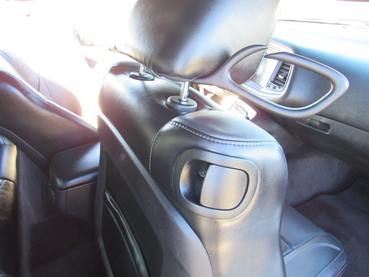 Dodge Challenger 2dr Cpe SXT Plus 2016