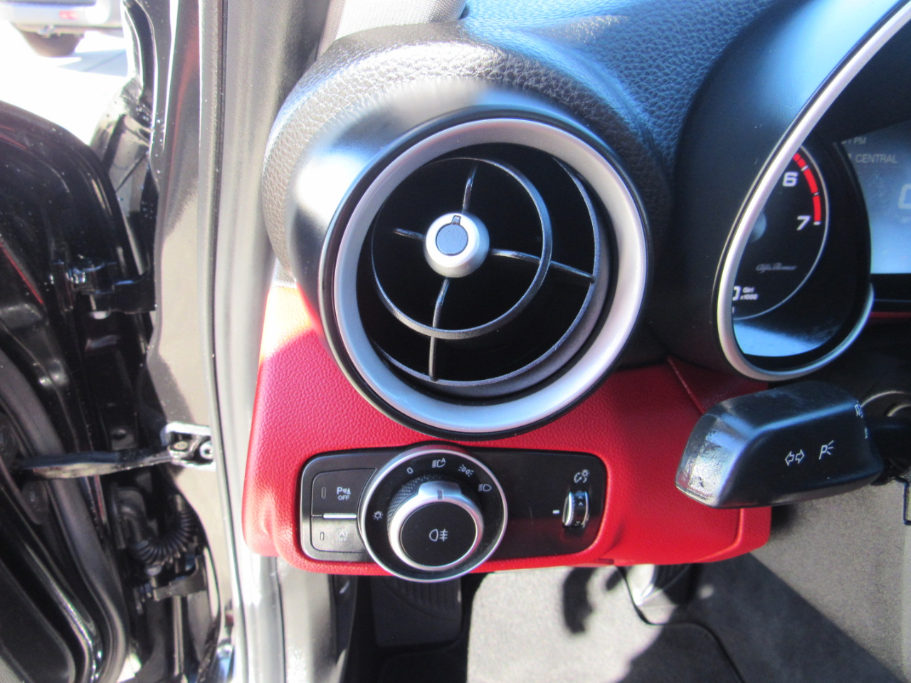 Alfa Romeo Giulia RWD 2021