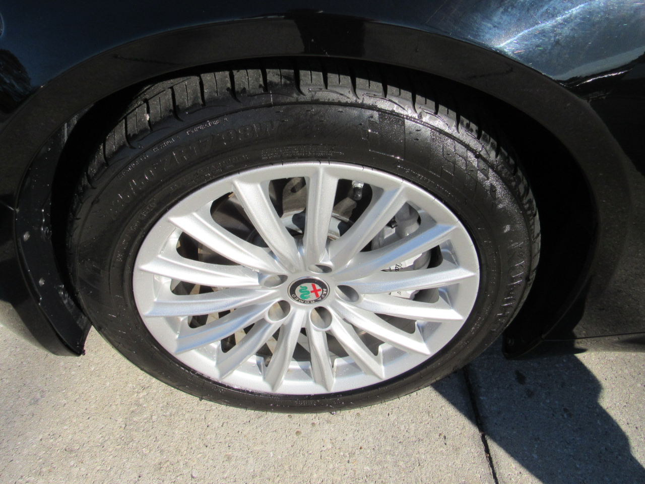 Alfa Romeo Giulia RWD 2021