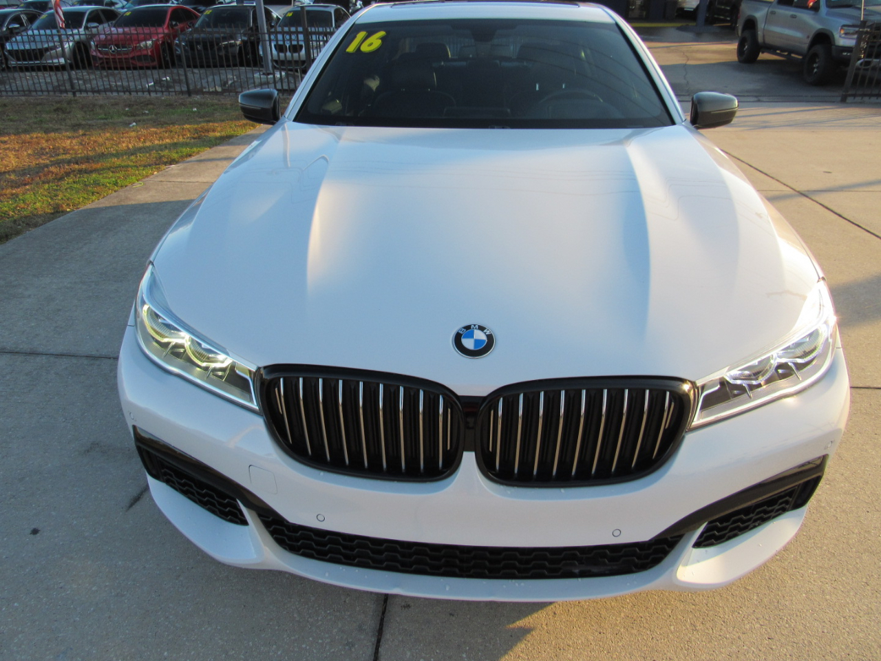 BMW 7 Series 4dr Sdn 750i xDrive AWD 2016