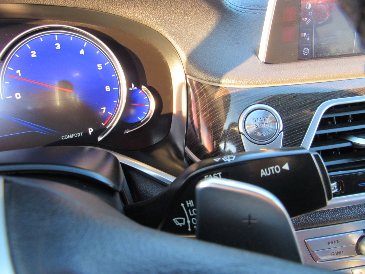 BMW 7 Series 4dr Sdn 750i xDrive AWD 2016