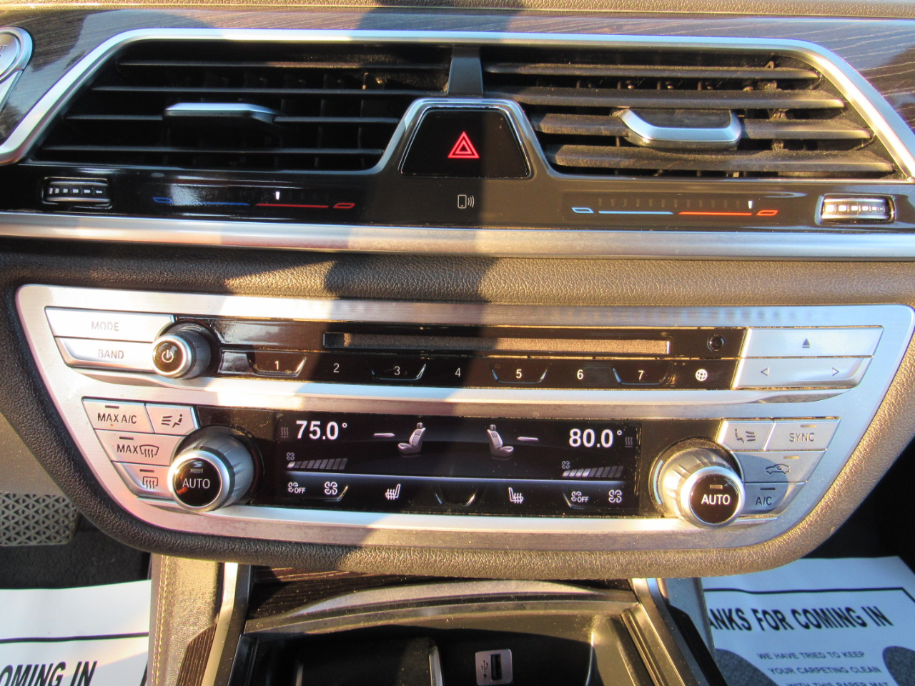 BMW 7 Series 4dr Sdn 750i xDrive AWD 2016