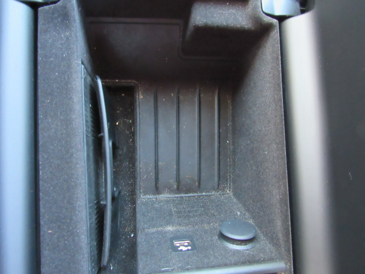 BMW 7 Series 4dr Sdn 750i xDrive AWD 2016