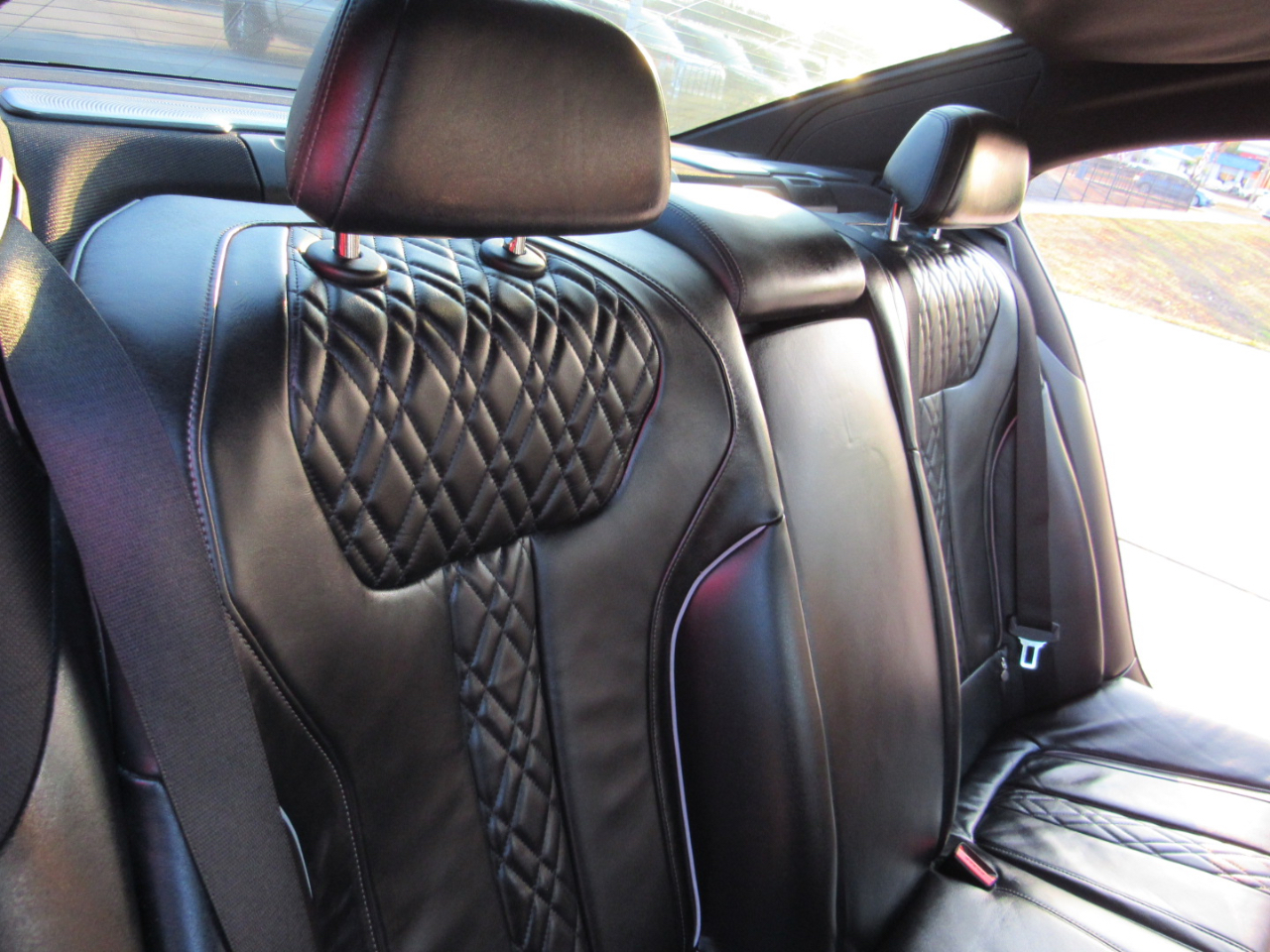 BMW 7 Series 4dr Sdn 750i xDrive AWD 2016