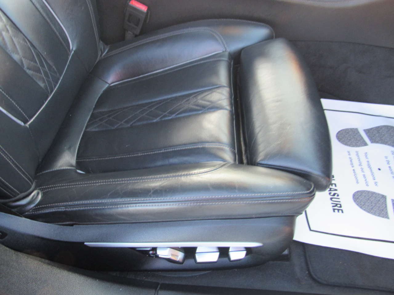 BMW 7 Series 4dr Sdn 750i xDrive AWD 2016