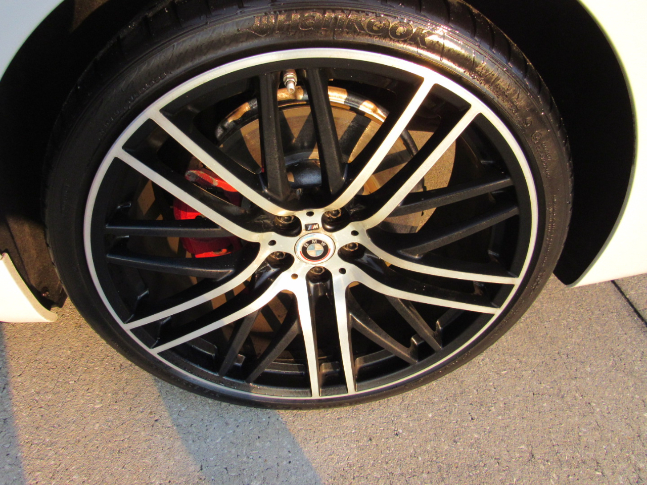 BMW 7 Series 4dr Sdn 750i xDrive AWD 2016