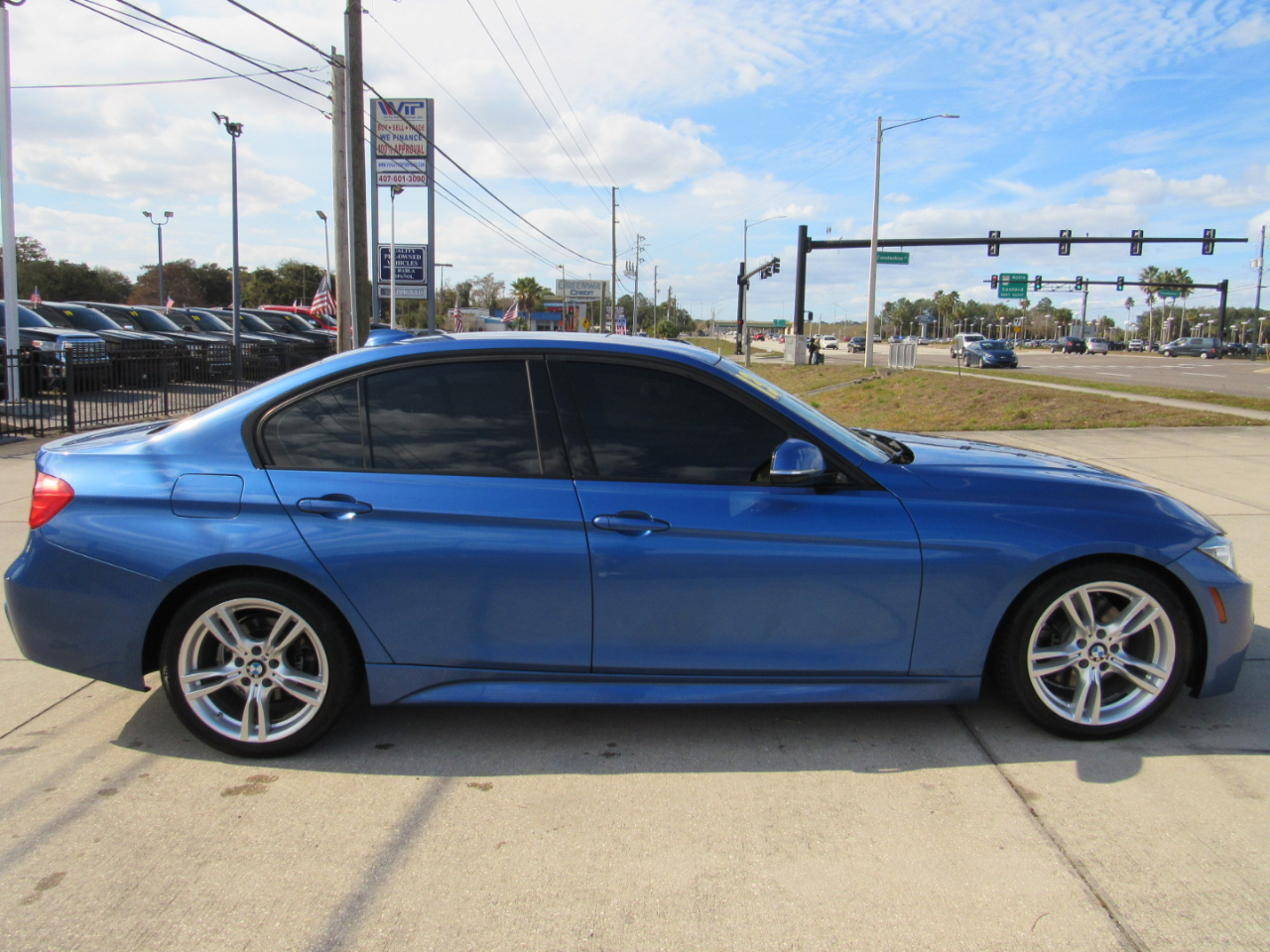 BMW 3 Series 4dr Sdn 328i RWD SULEV 2013