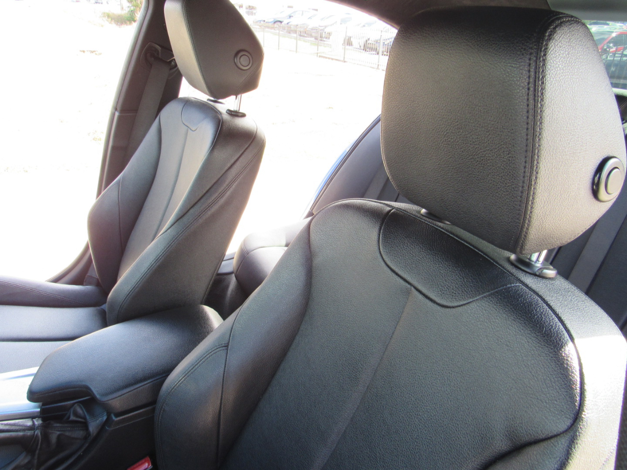 BMW 3 Series 4dr Sdn 328i RWD SULEV 2013