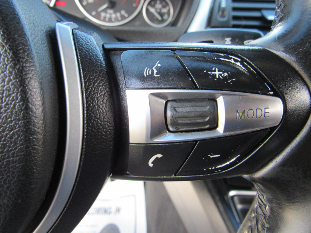 BMW 3 Series 4dr Sdn 328i RWD SULEV 2013