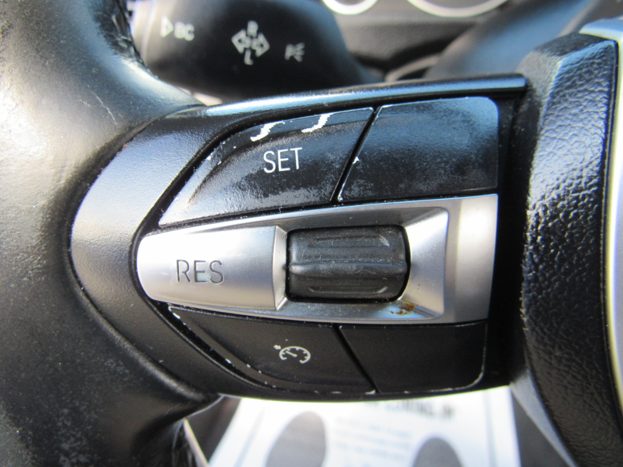 BMW 3 Series 4dr Sdn 328i RWD SULEV 2013