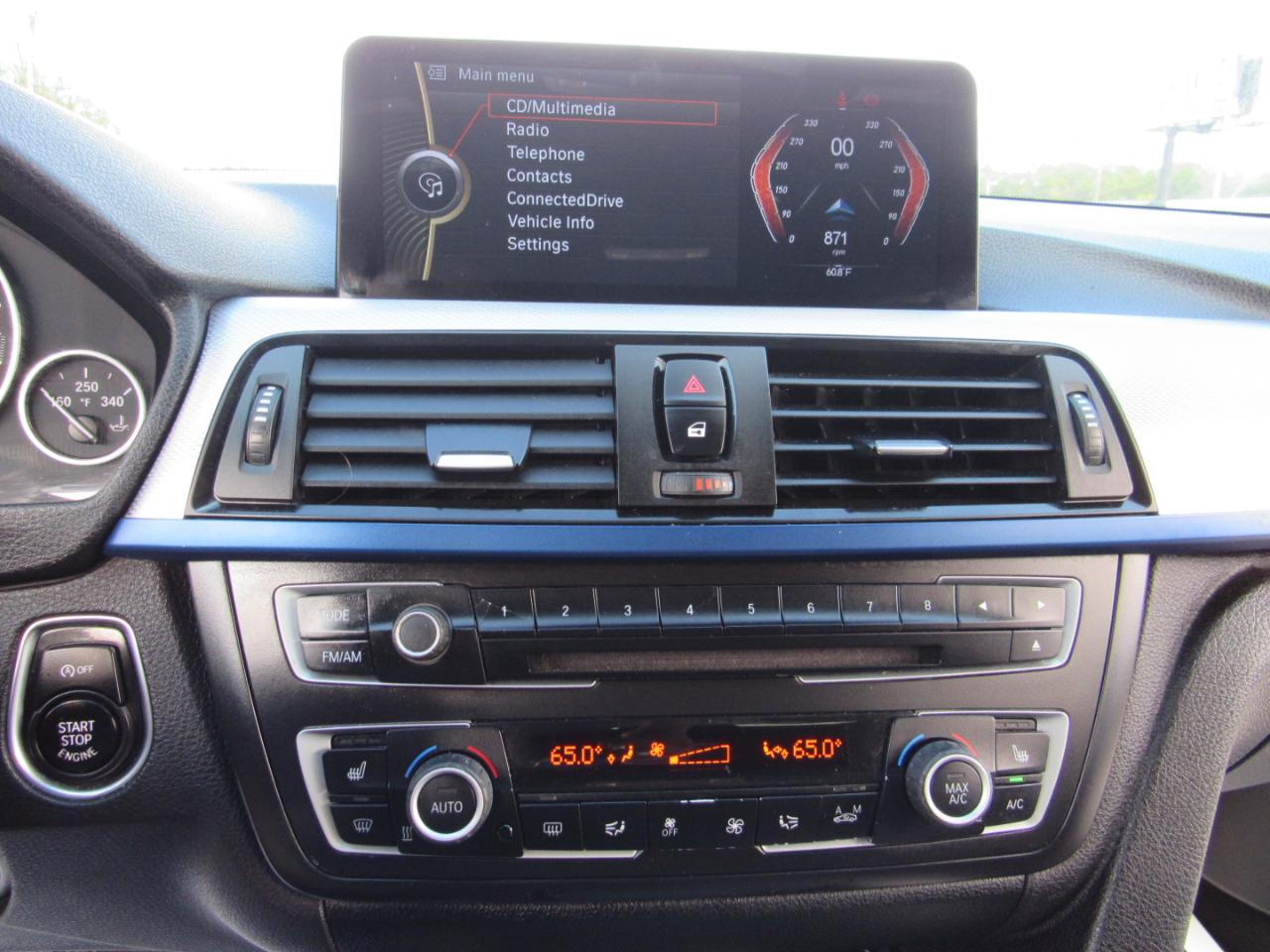 BMW 3 Series 4dr Sdn 328i RWD SULEV 2013