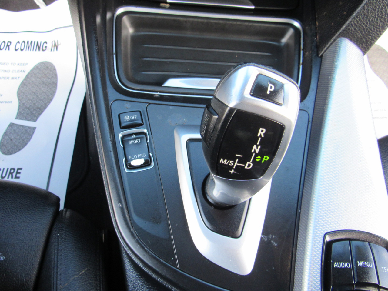 BMW 3 Series 4dr Sdn 328i RWD SULEV 2013