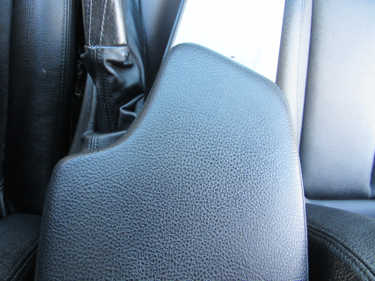 BMW 3 Series 4dr Sdn 328i RWD SULEV 2013