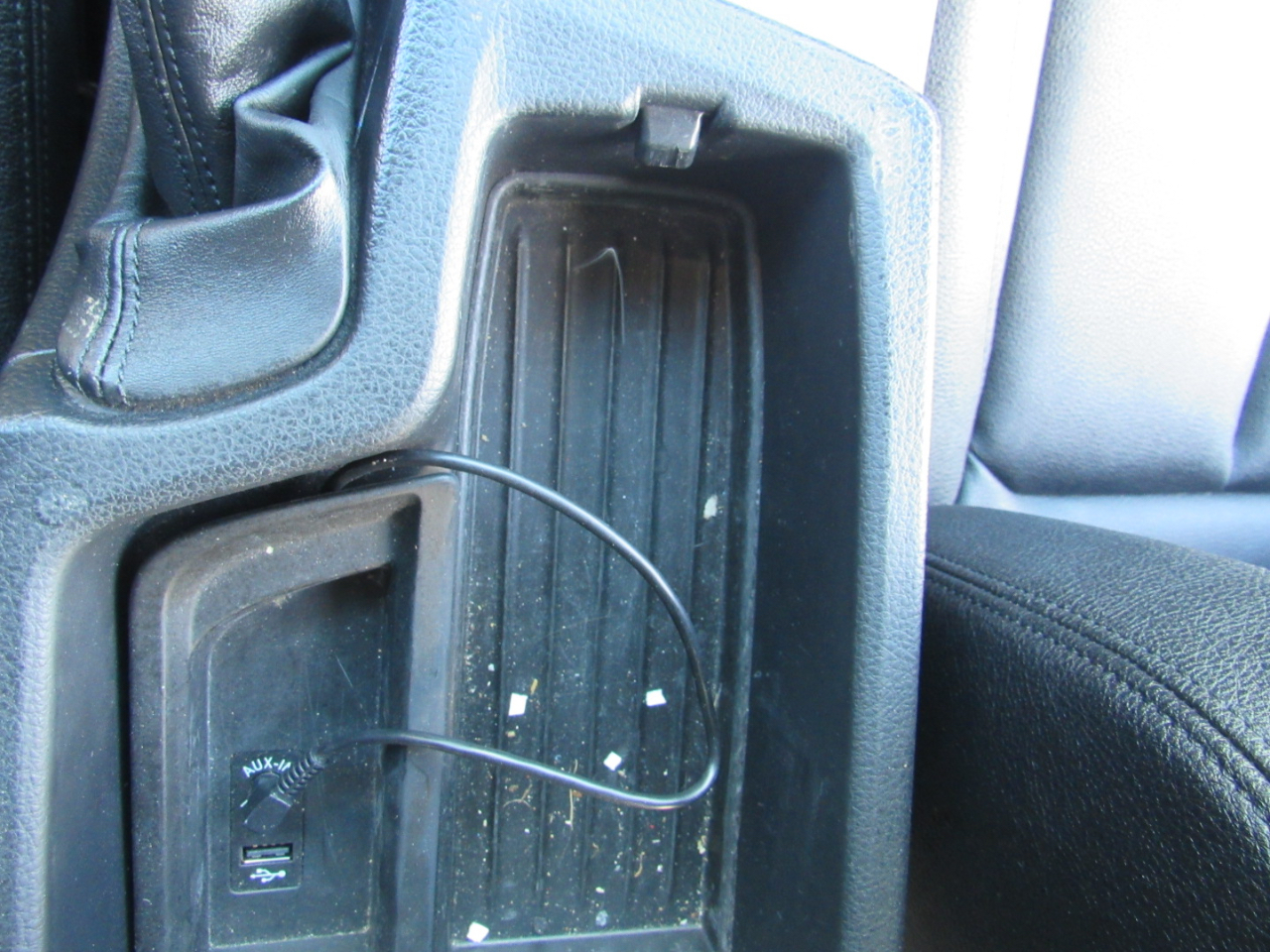 BMW 3 Series 4dr Sdn 328i RWD SULEV 2013