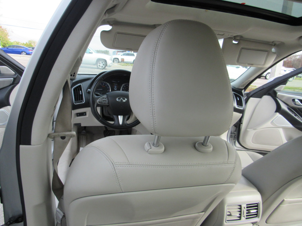 Infiniti Q50 3.0t Premium RWD 2017