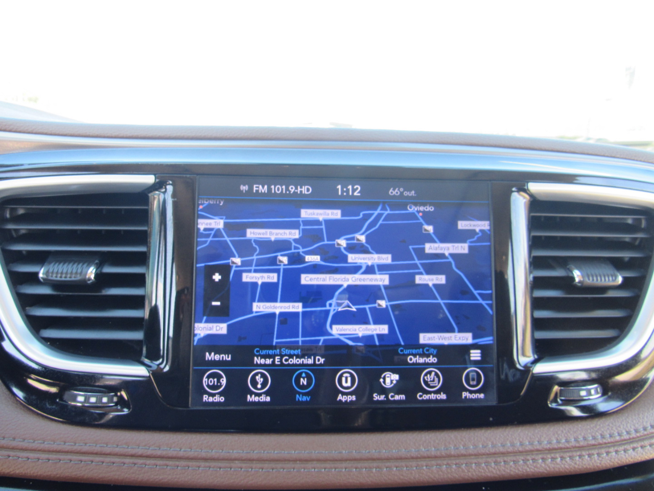 Chrysler Pacifica Limited FWD 2018