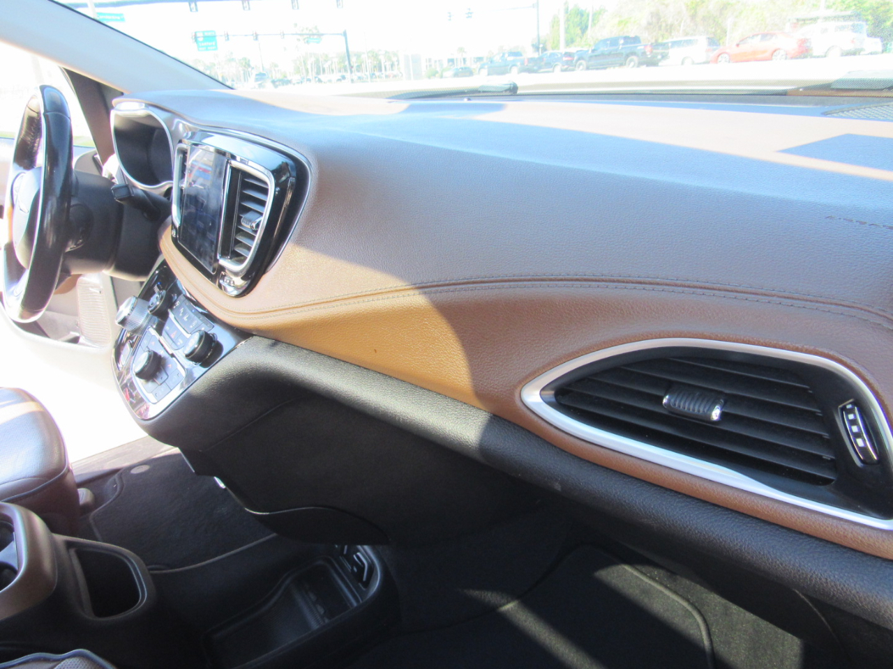 Chrysler Pacifica Limited FWD 2018